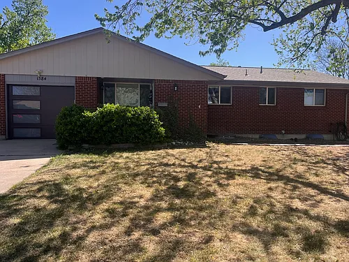 1384 S Niagara St Photo 1