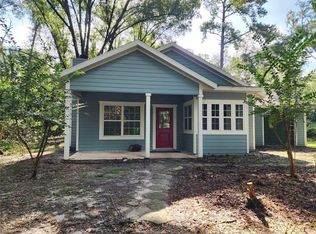8909 SE 2nd St Rd, Trenton, FL 32693