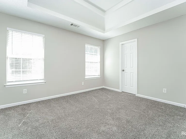 2575 Captains Row — Photo 11
