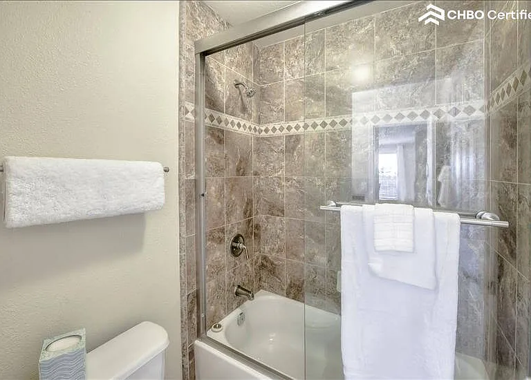3911 Hills Ct — Photo 30