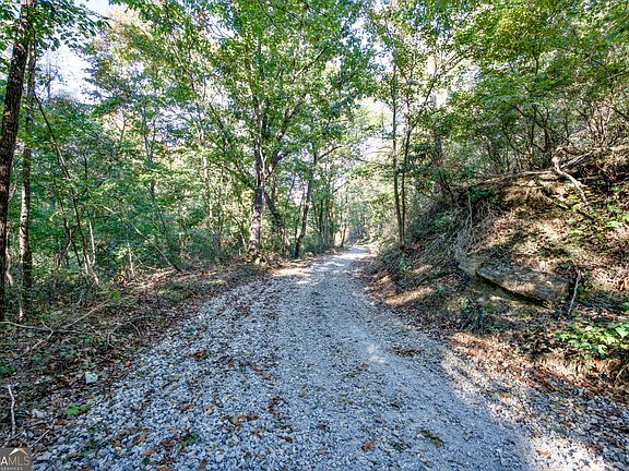 4th image of Soapstone Rd