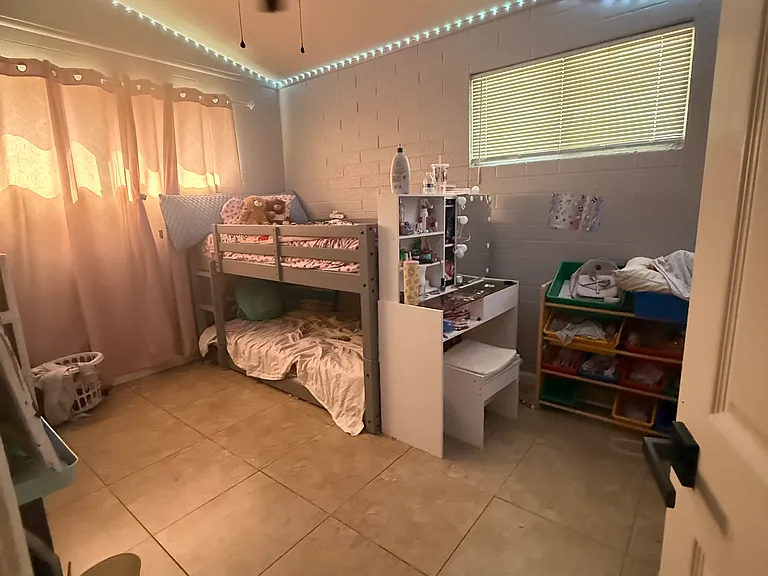 3507 W Orchid Ln — Photo 9