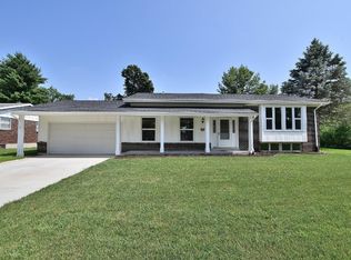 2228 Headland Dr, Saint Charles, MO 63301