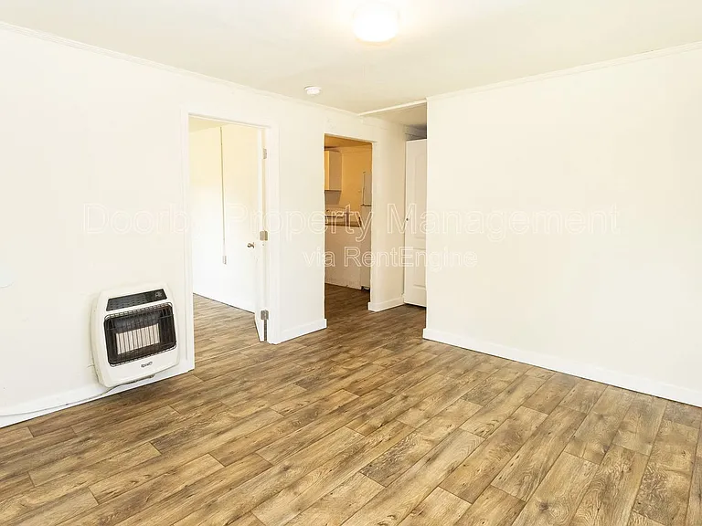 417 N Hawthorne St #417 — Photo 4