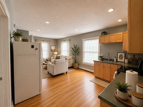 4th image of 18 Boyd Rd #2
