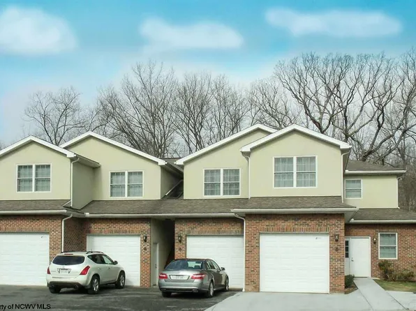 111 Mountain Golf Dr, Morgantown, WV 26508
