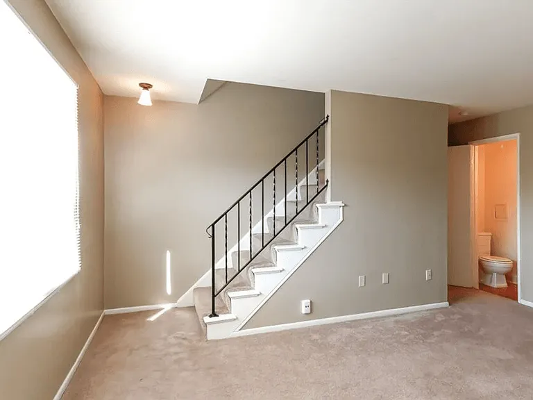 2 Bedroom Townhome!