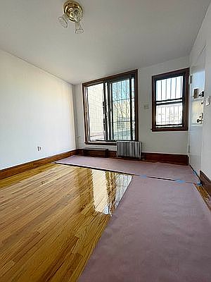 3rd image of 327 W 87th St APT 4A