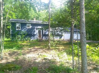 6 Jays Way, Hampden, ME 04444
