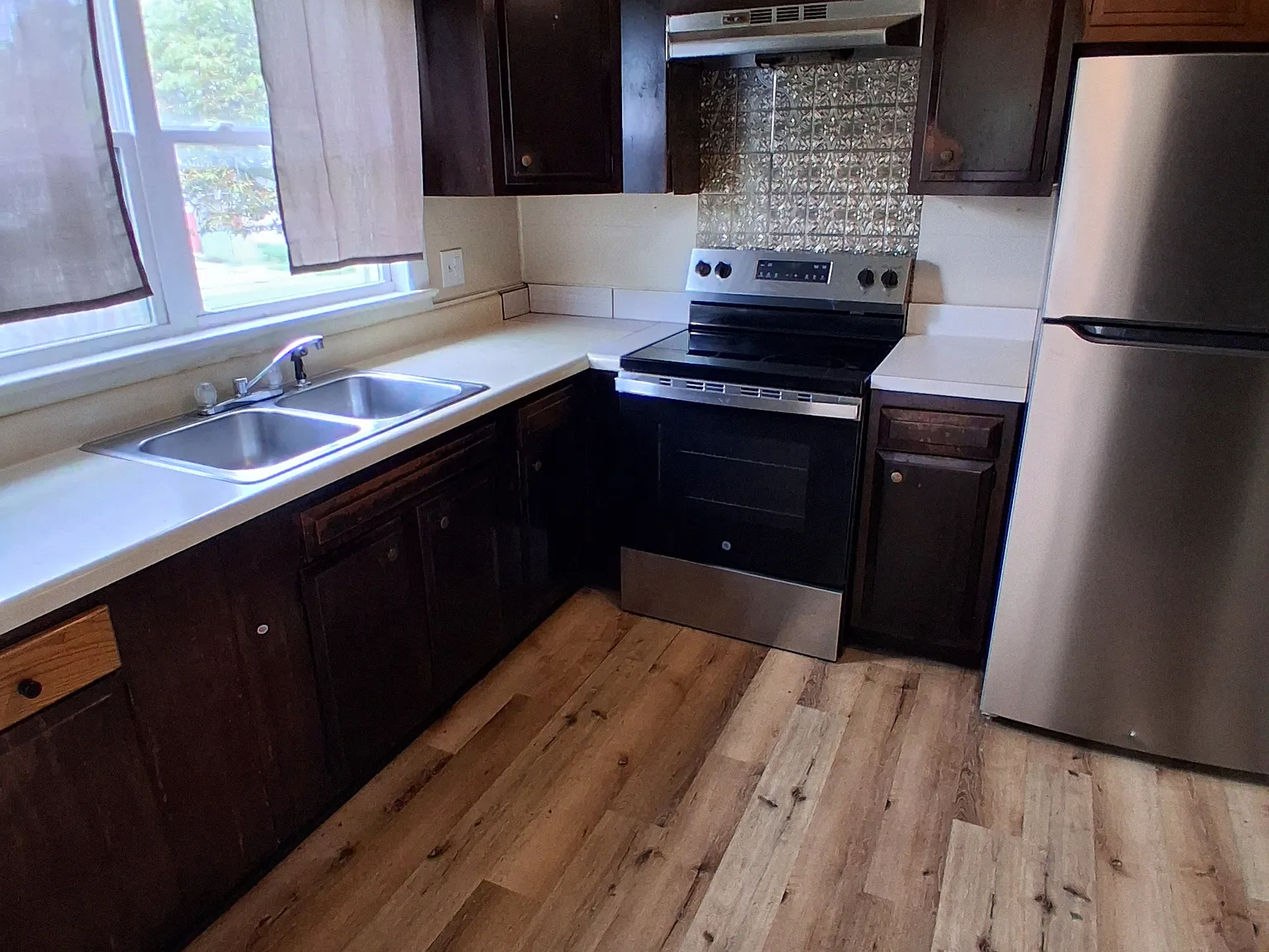 2 bed, $1,095 — Photo 2