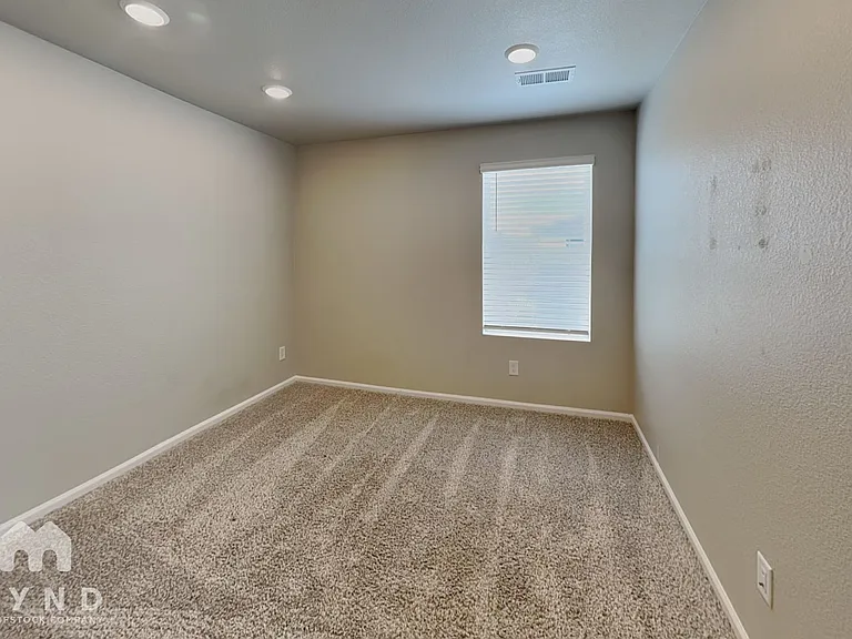 6357 N Netherland Ct — Photo 13