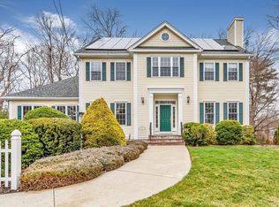 37 Squirrel Hill Rd, Acton, MA 01720