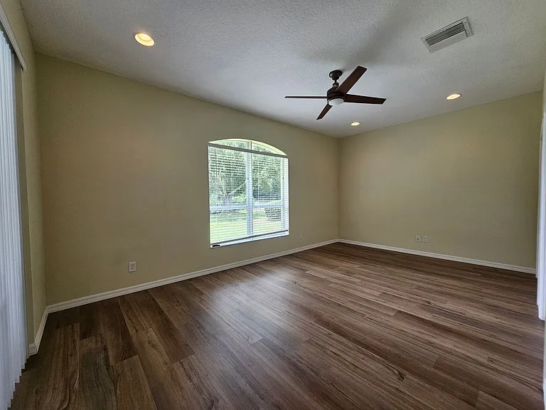 1107 Oxbridge Dr — Photo 49