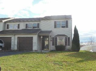 3027 Milky Way Rd, Dover, PA 17315
