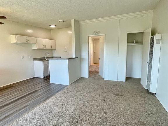 4th image of 1826 W Sallie Ln #F