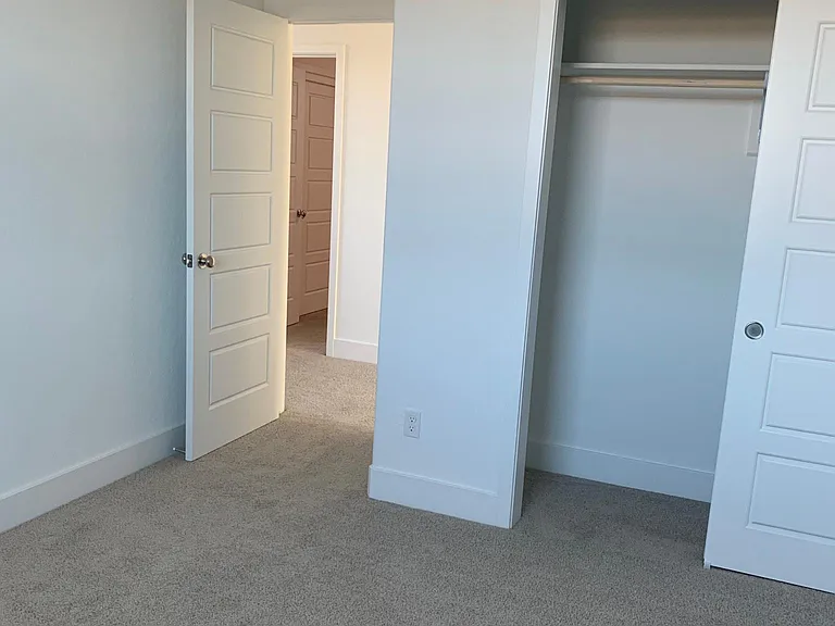 2675 E Teaberry Dr — Photo 6