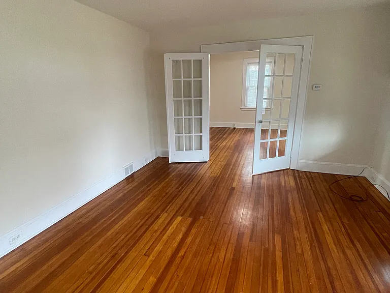 243 Henry Ave #1 — Photo 6