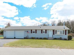126 Boucher Cir, Chicopee, MA 01020