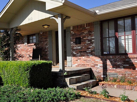 Charming covered entry 