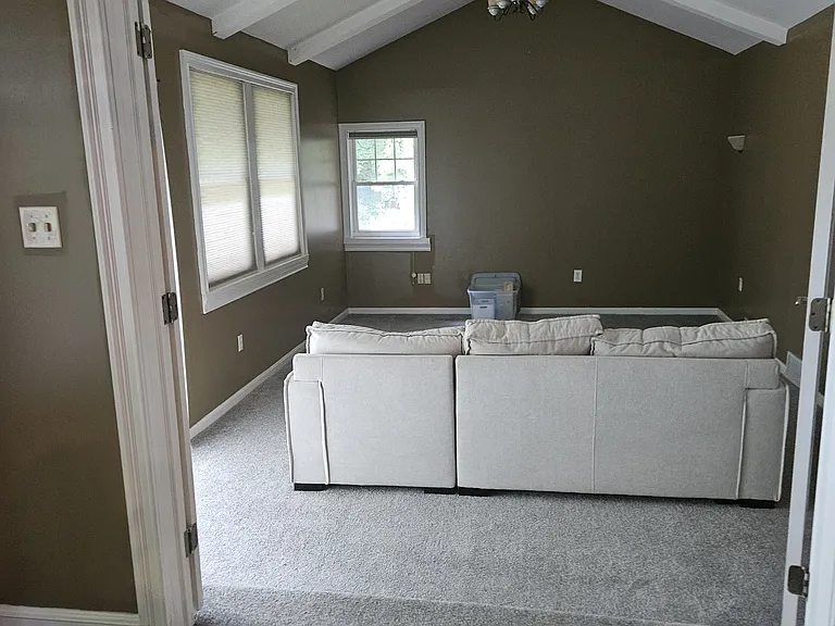 4 Sorrel Dr — Photo 8