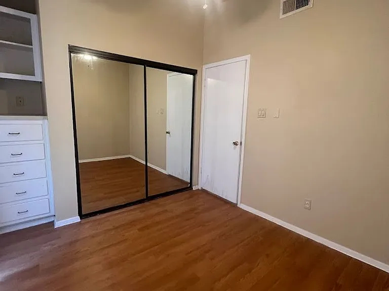 2210 Pearl St #302 — Photo 13