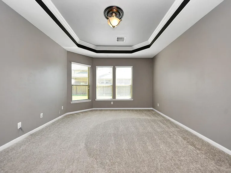 9427 Sapphire Bay Ln — Photo 25