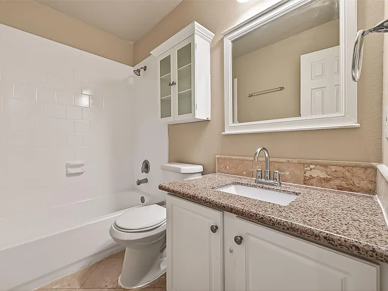 19710 Twin Canyon Ct — Photo 22