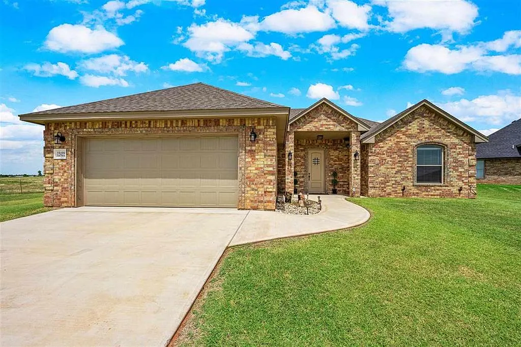 12422 Northeast Stone Ridge Lane - 1 — Photo 1
