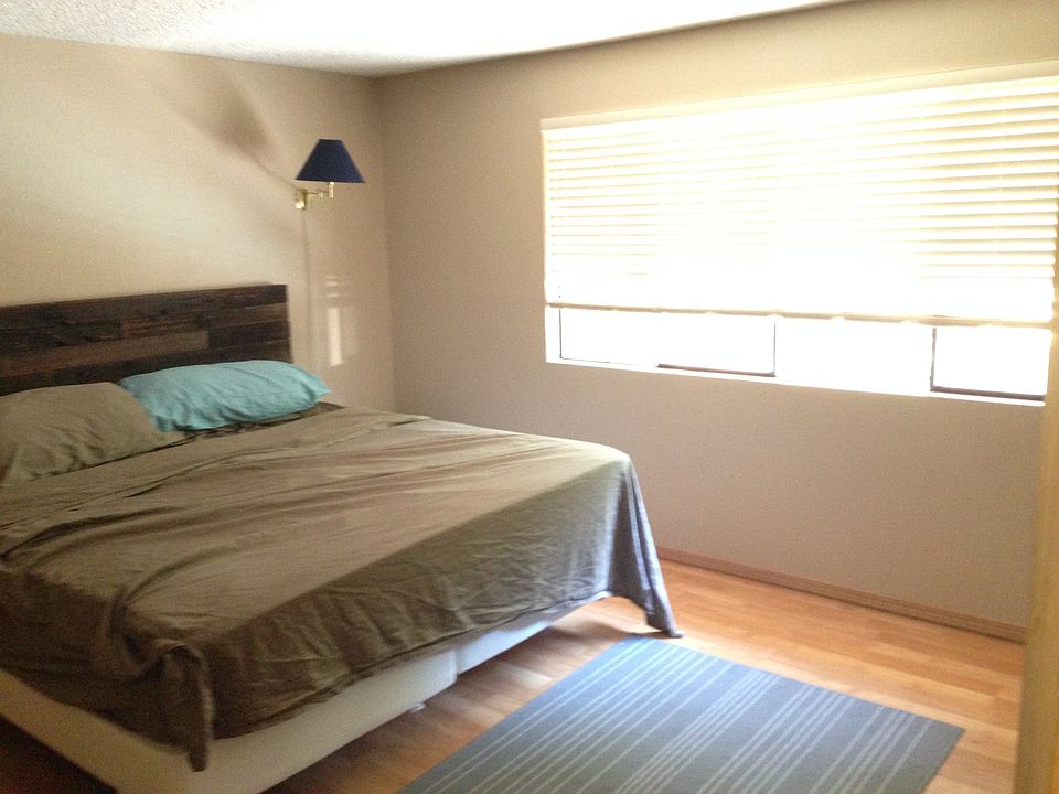 1st image of 24006 SE 30th St
