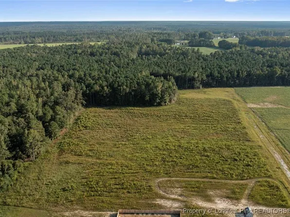 1184 Hayes Rd, Spring Lake, NC 28390