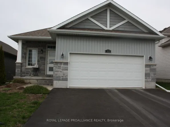 22 Walnut Dr, Belleville, ON K8N 0E4