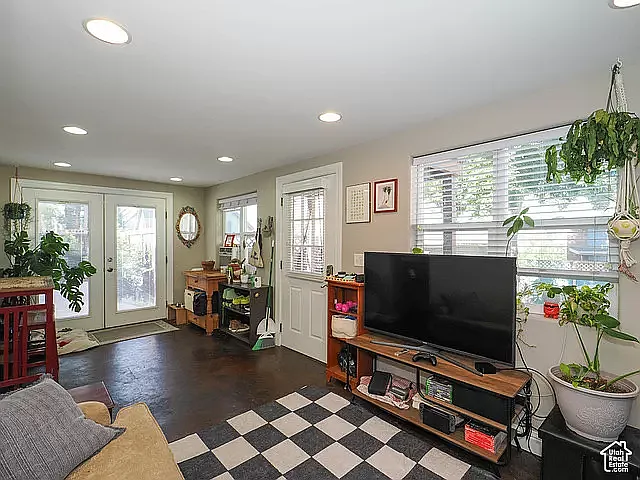 319 N Almond St #C — Photo 3