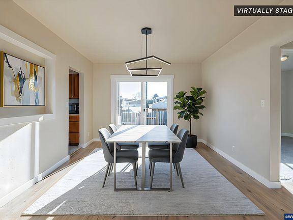 5th image of 3392 Sunnyview Rd NE