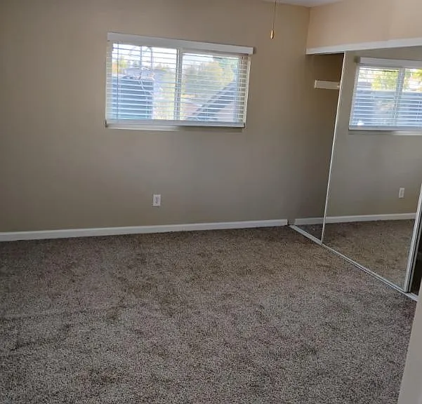 2743 B St #14 — Photo 9