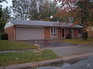 6561 Sunnyhills Dr, Englewood, OH 45322