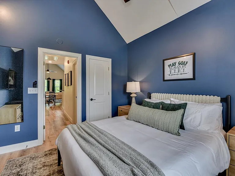 351 Landing Dr — Photo 22