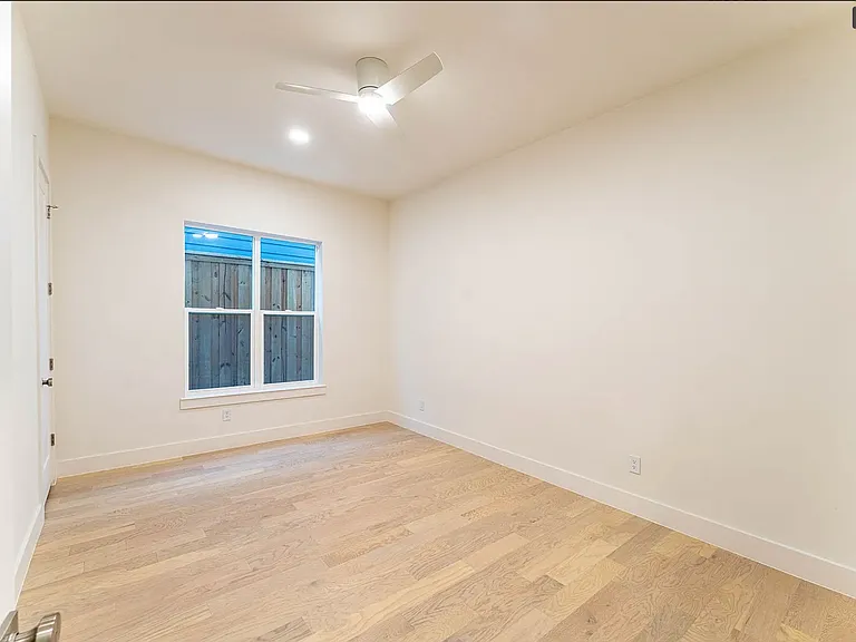 4525 Rusk Ave — Photo 9