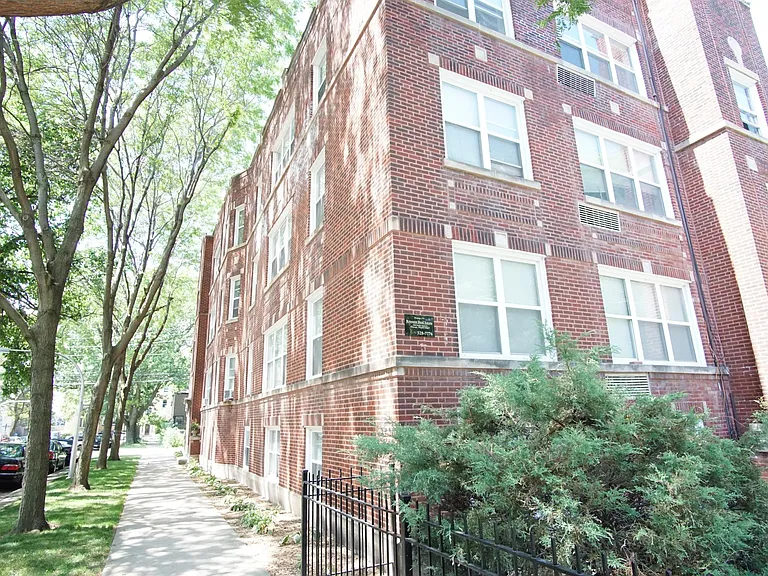 2108 W Hood Ave — Photo 16
