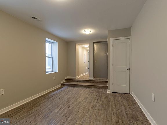 2nd image of 162 Richmond St Floor 2