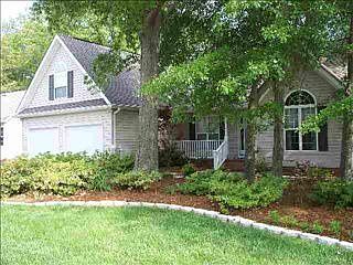 1st image of 104 Northfield Ln