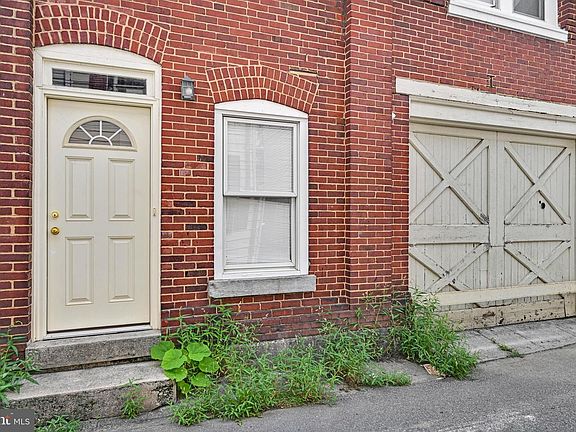 3rd image of 416 N Gannon St
