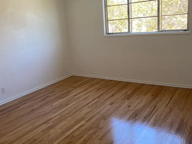 Bedroom #1