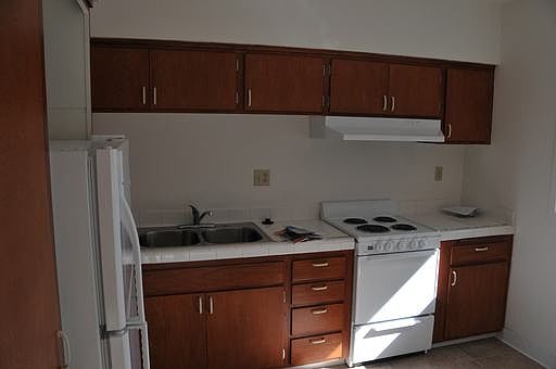 4th image of 630 W Bonita Ave APT 2F