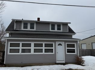 5 Whipple Ct, Coventry, RI 02816