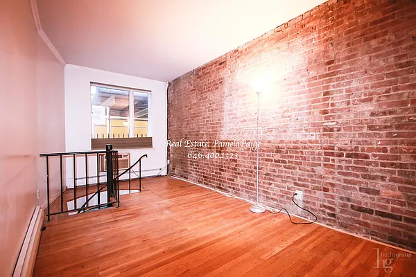 Rented by Hecht Group | media 15