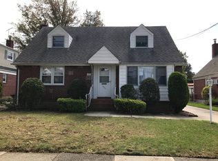458 Carnation Ave, Floral Park, NY 11001