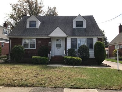458 Carnation Ave, Floral Park, NY, 11001