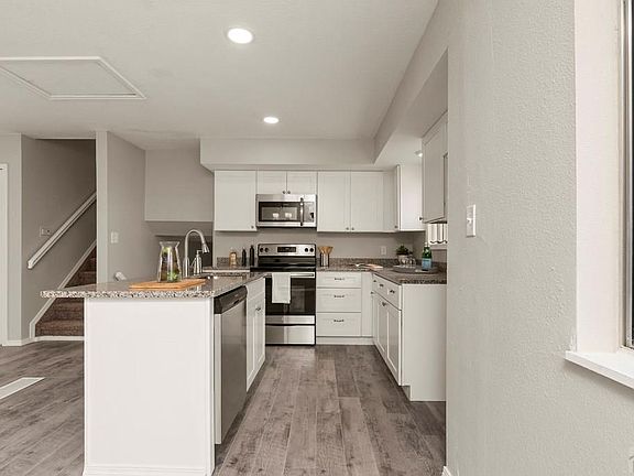 5th image of 11 Bristol Pl