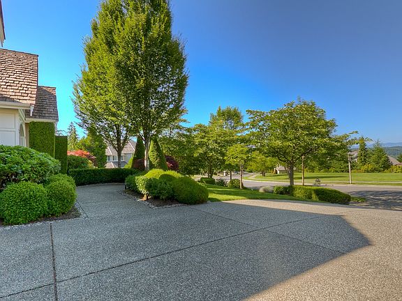 2nd image of 6627 Cascade Ave SE