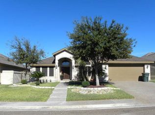 10531 Bear Creek Dr, Laredo, TX 78045